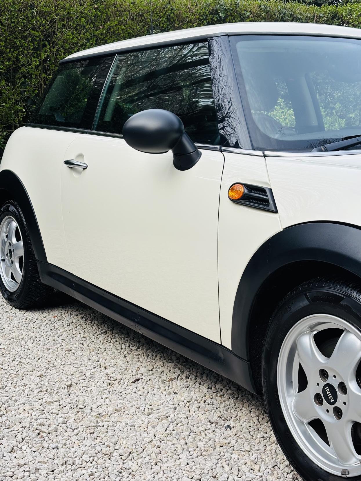 MINI Hatch 1.6 One Hatchback 3dr Petrol Manual Euro 5 (98 ps)