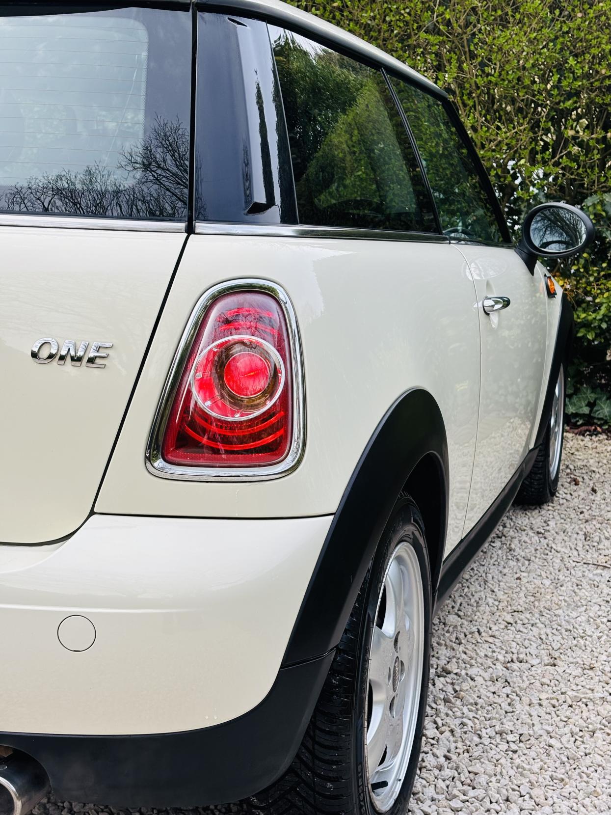 MINI Hatch 1.6 One Hatchback 3dr Petrol Manual Euro 5 (98 ps)