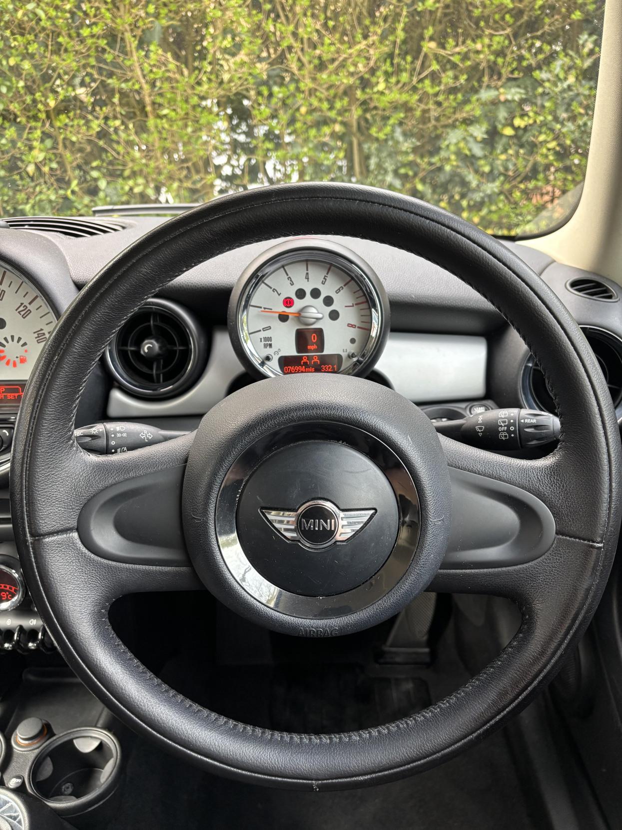 MINI Hatch 1.6 One Hatchback 3dr Petrol Manual Euro 5 (98 ps)