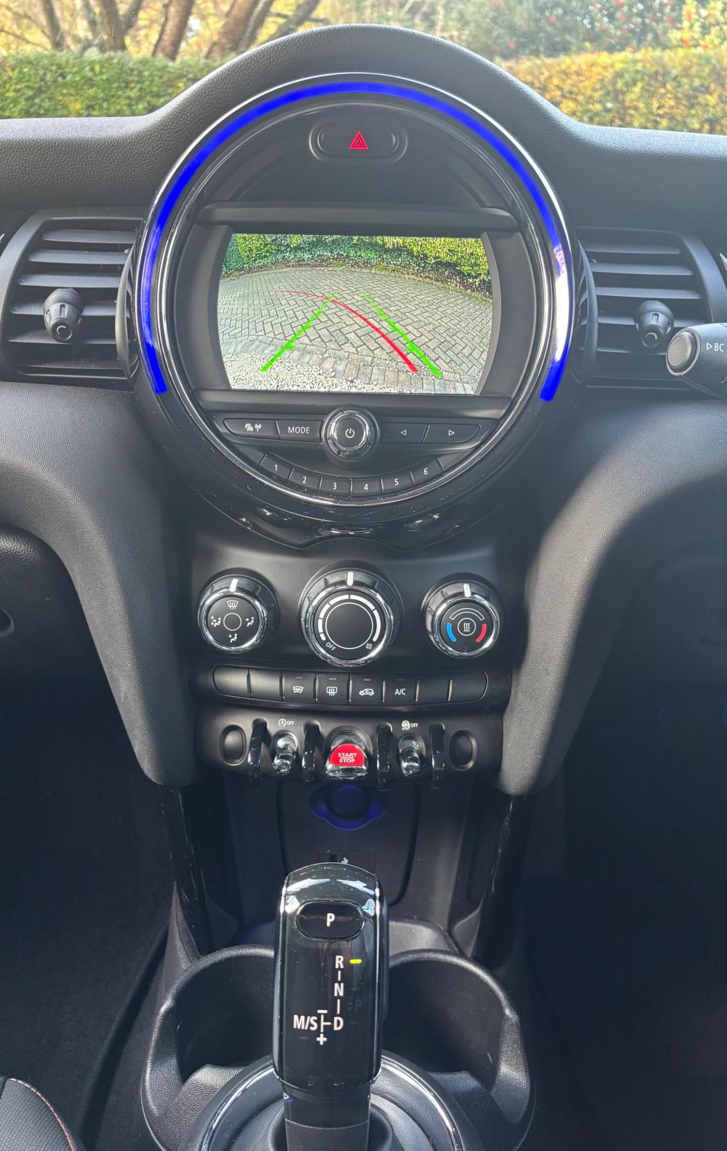 MINI Hatch 1.5 Cooper D Steptronic Euro 6 (s/s) 5dr