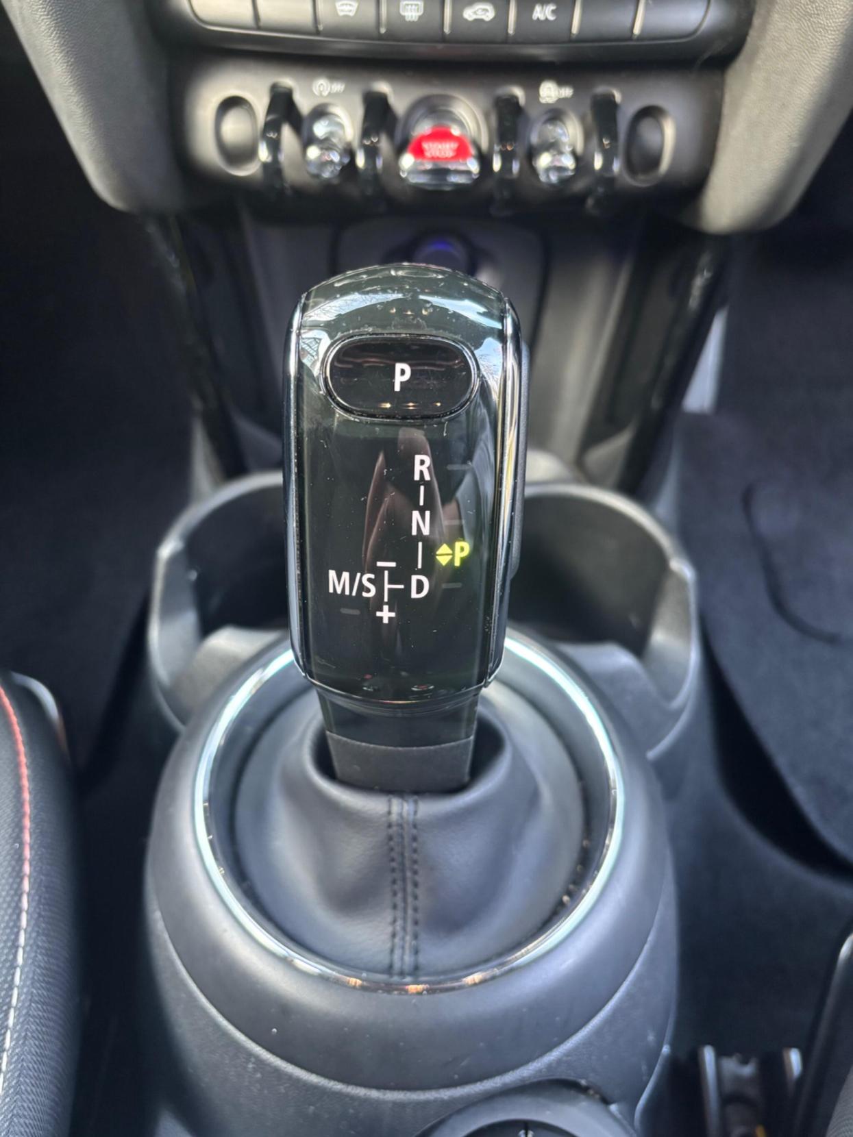 MINI Hatch 1.5 Cooper D Steptronic Euro 6 (s/s) 5dr