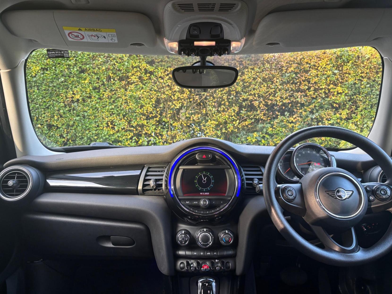 MINI Hatch 1.5 Cooper D Steptronic Euro 6 (s/s) 5dr