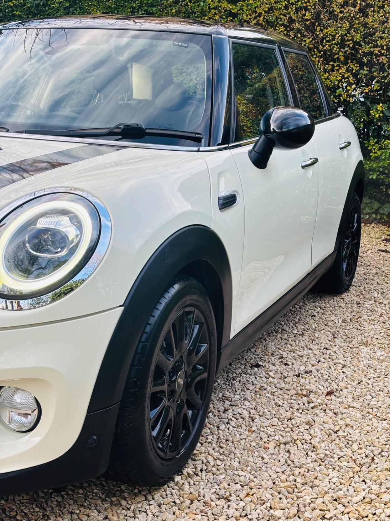 MINI Hatch 1.5 Cooper D Steptronic Euro 6 (s/s) 5dr