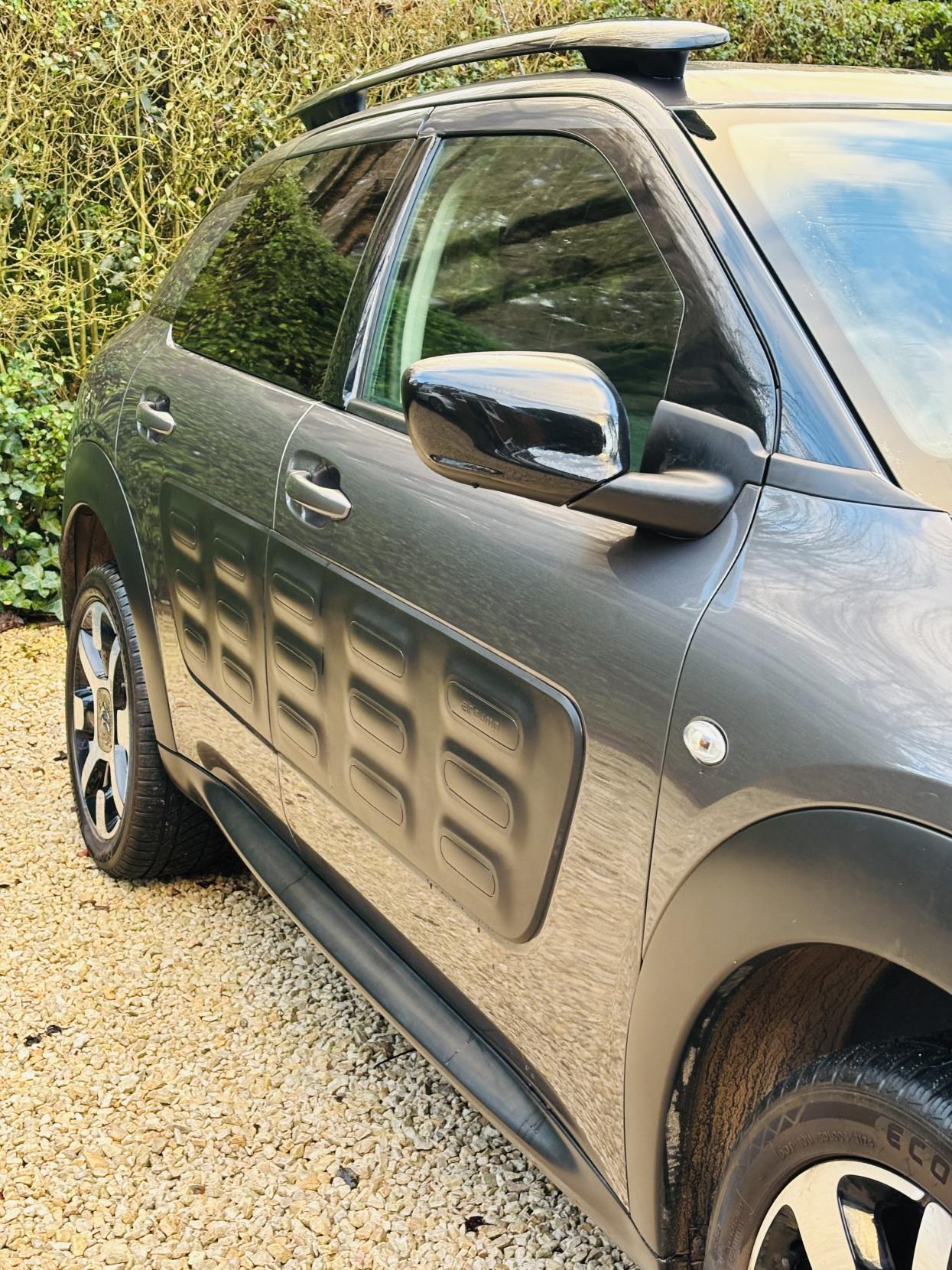 Citroen C4 Cactus 1.2 PureTech Flair Hatchback 5dr Petrol Manual Euro 6 (Euro 6) (82 ps)