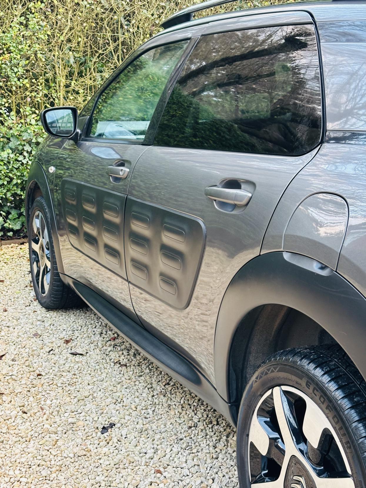 Citroen C4 Cactus 1.2 PureTech Flair Hatchback 5dr Petrol Manual Euro 6 (Euro 6) (82 ps)