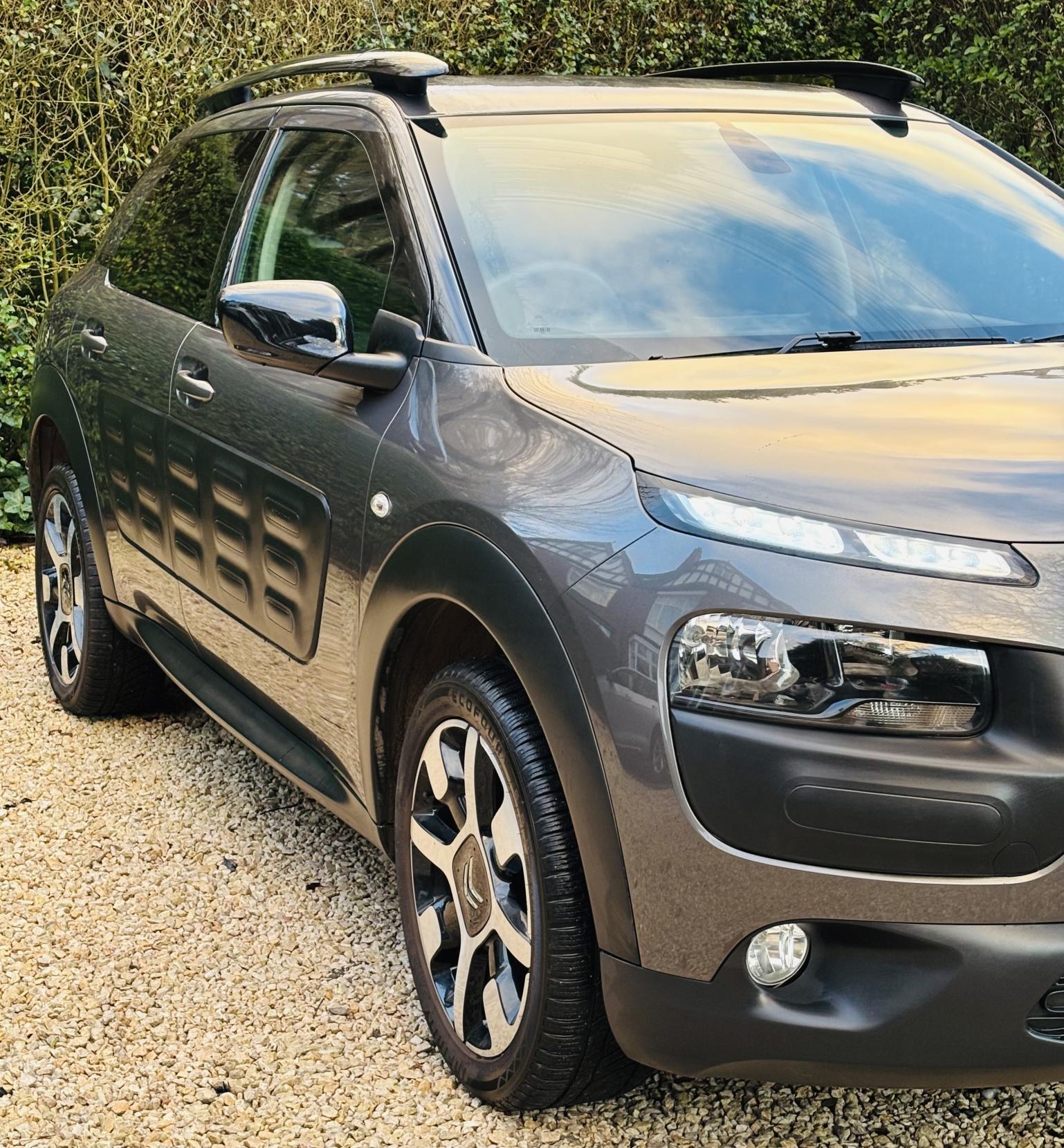 Citroen C4 Cactus 1.2 PureTech Flair Hatchback 5dr Petrol Manual Euro 6 (Euro 6) (82 ps)