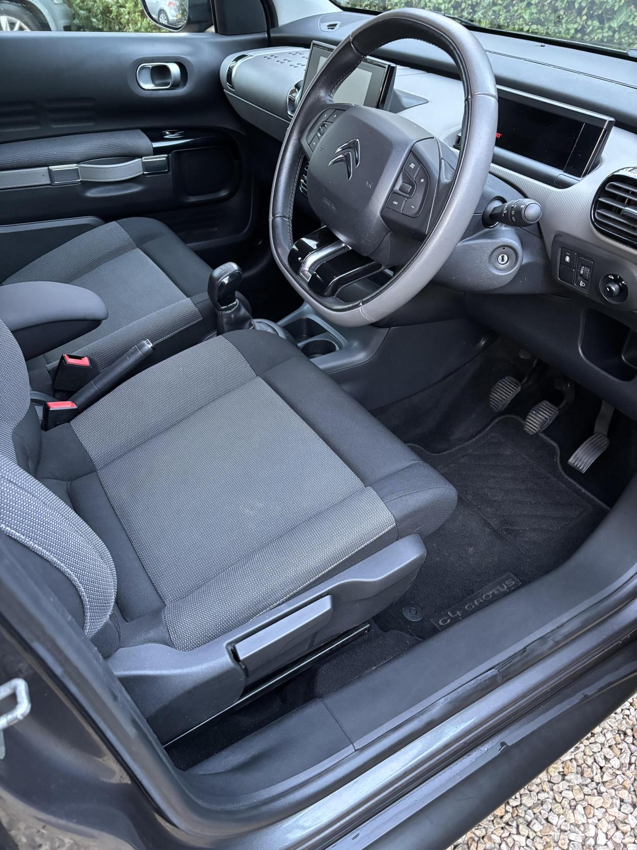 Citroen C4 Cactus 1.2 PureTech Flair Hatchback 5dr Petrol Manual Euro 6 (Euro 6) (82 ps)