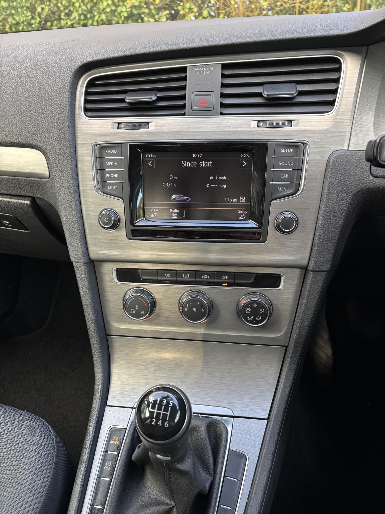 Volkswagen Golf 1.4 TSI BlueMotion Tech SE Hatchback 5dr Petrol Manual Euro 5 (s/s) (122 ps)