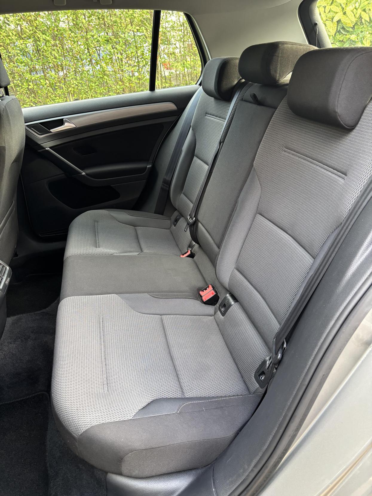 Volkswagen Golf 1.4 TSI BlueMotion Tech SE Hatchback 5dr Petrol Manual Euro 5 (s/s) (122 ps)