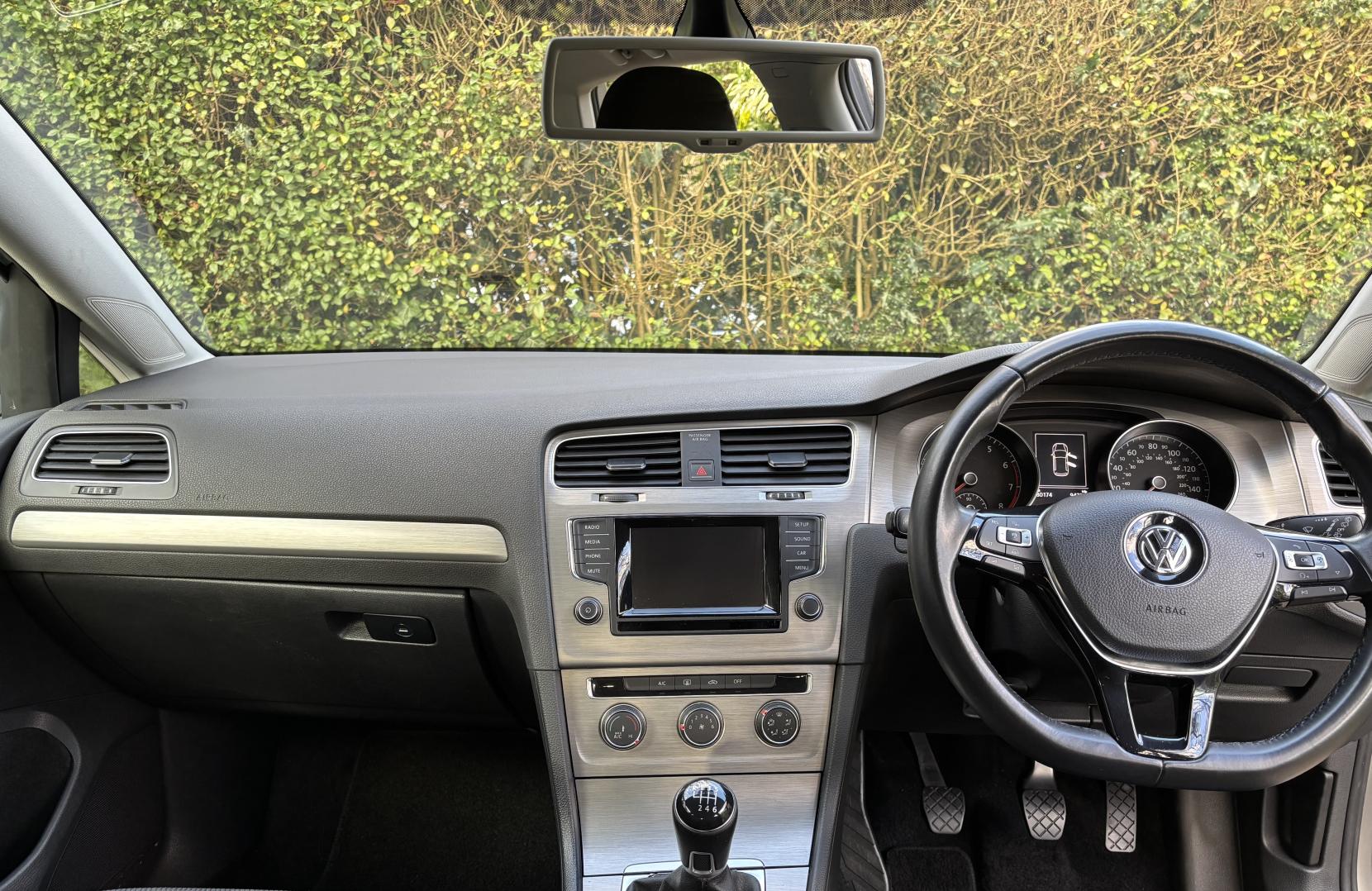 Volkswagen Golf 1.4 TSI BlueMotion Tech SE Hatchback 5dr Petrol Manual Euro 5 (s/s) (122 ps)