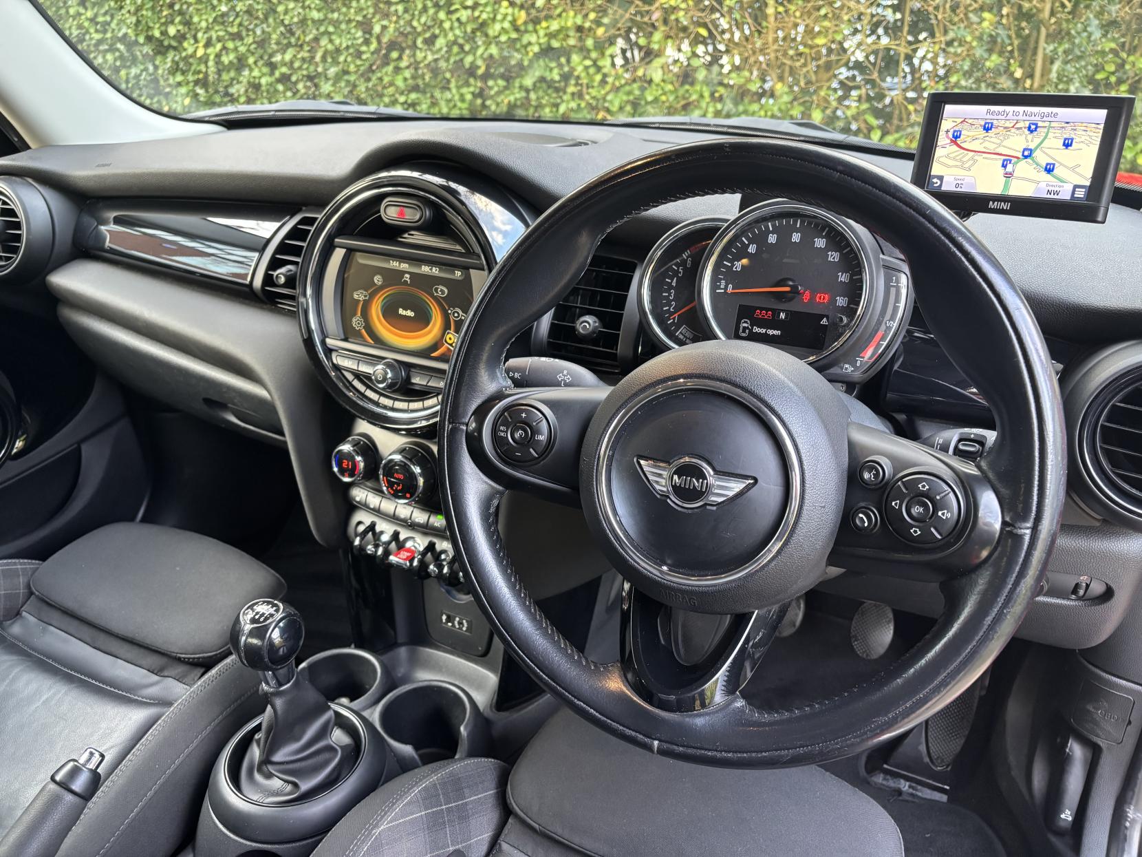 MINI Hatch 1.5 Cooper Hatchback 5dr Petrol Manual Euro 6 (s/s) (136 ps)