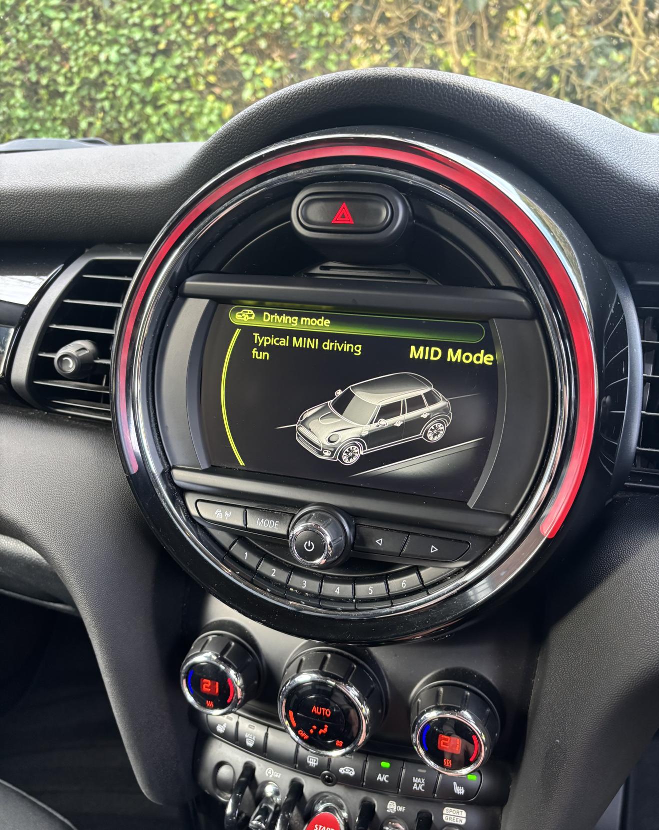 MINI Hatch 1.5 Cooper Hatchback 5dr Petrol Manual Euro 6 (s/s) (136 ps)