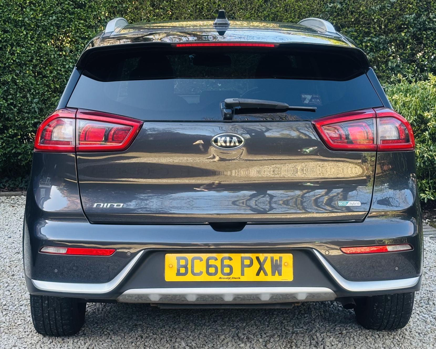Kia Niro 1.6h GDi 2 SUV 5dr Petrol Hybrid DCT Euro 6 (s/s) (139 bhp)