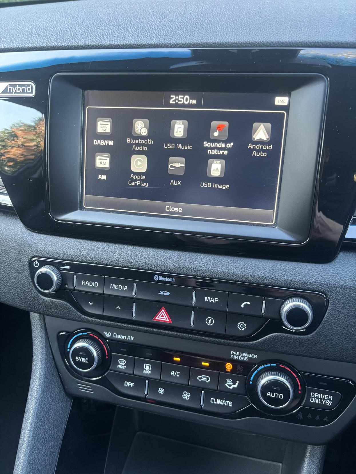 Kia Niro 1.6h GDi 2 SUV 5dr Petrol Hybrid DCT Euro 6 (s/s) (139 bhp)