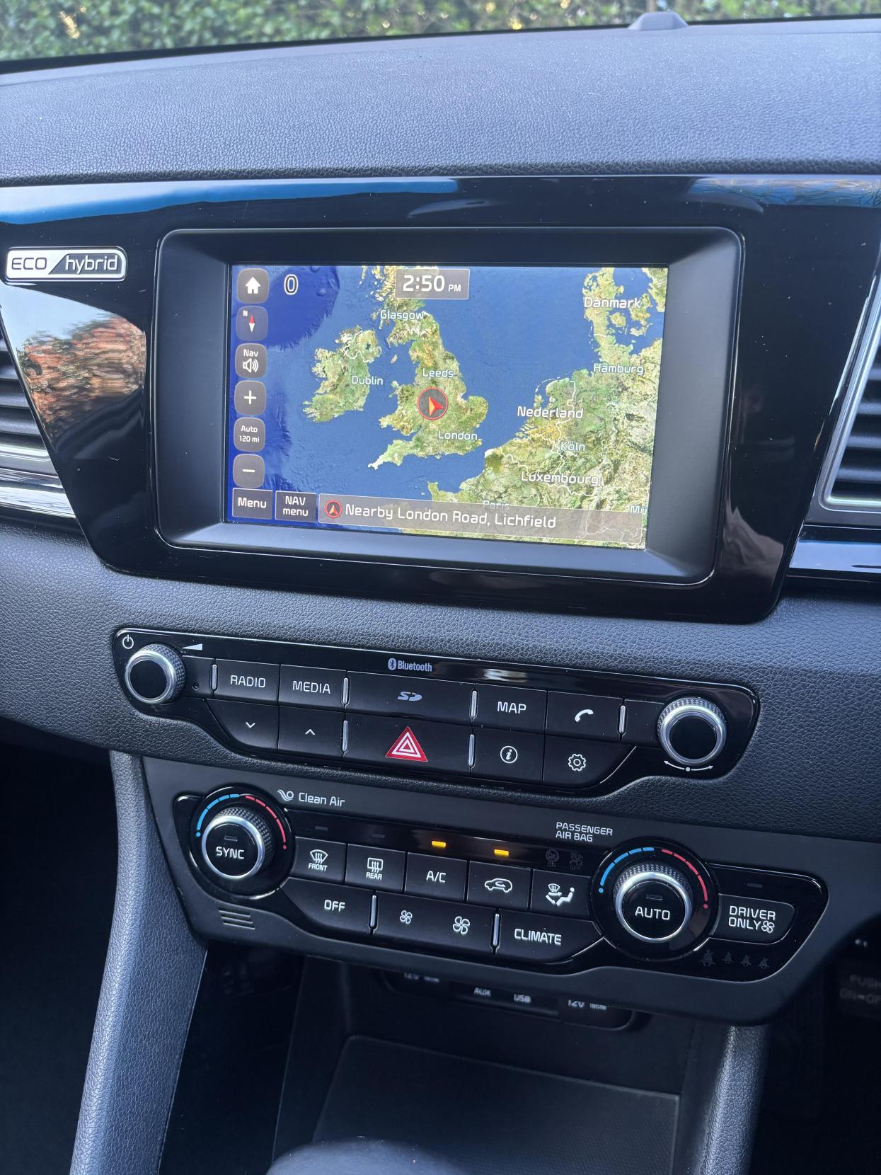 Kia Niro 1.6h GDi 2 SUV 5dr Petrol Hybrid DCT Euro 6 (s/s) (139 bhp)