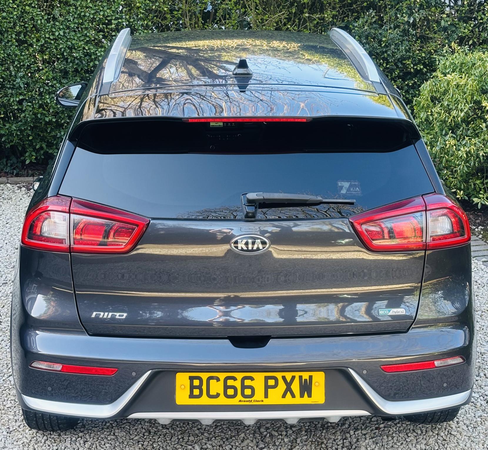 Kia Niro 1.6h GDi 2 SUV 5dr Petrol Hybrid DCT Euro 6 (s/s) (139 bhp)