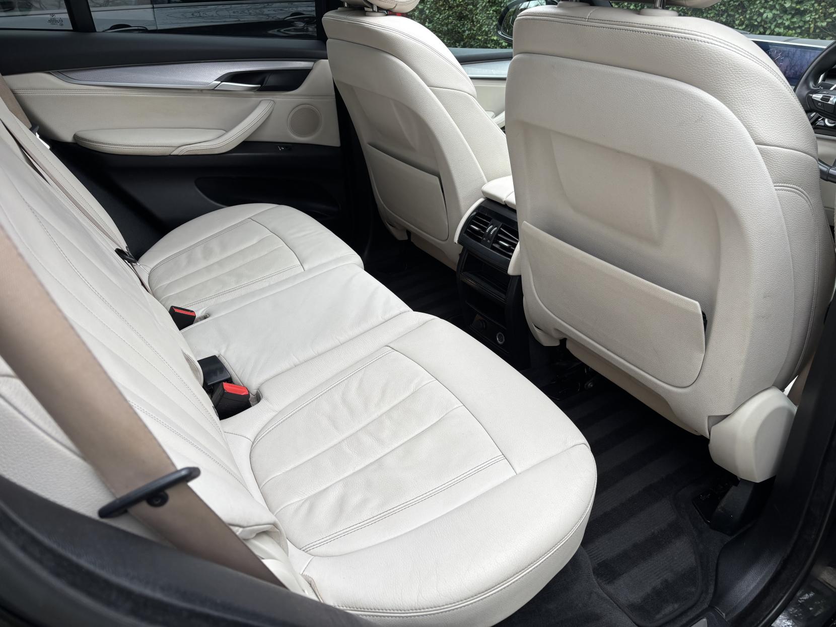 BMW X5 3.0 30d M Sport SUV 5dr Diesel Auto xDrive Euro 6 (s/s) (258 ps)