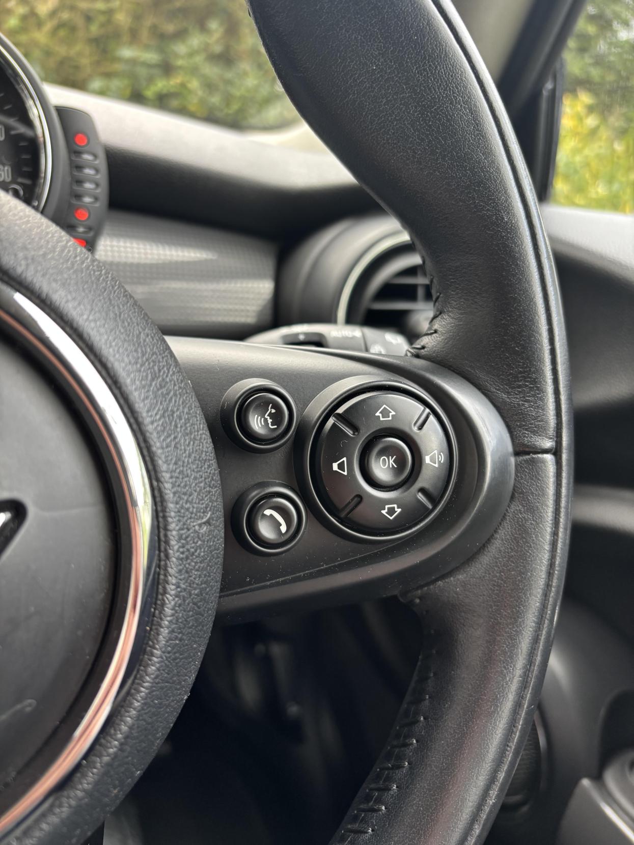 MINI Hatch 1.5 Cooper Hatchback 3dr Petrol Manual Euro 6 (s/s) (136 ps)