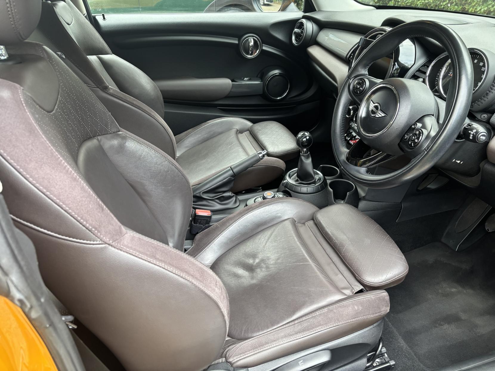 MINI Hatch 1.5 Cooper Hatchback 3dr Petrol Manual Euro 6 (s/s) (136 ps)