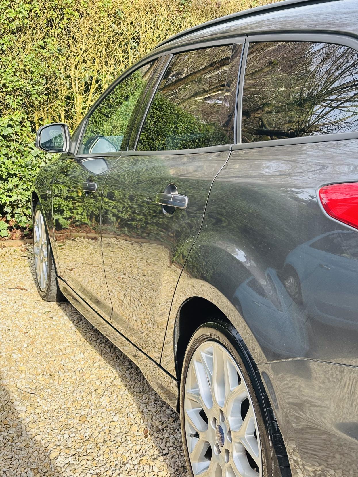 Ford Focus 1.0T EcoBoost ST-Line Estate 5dr Petrol Manual Euro 6 (s/s) (125 ps)