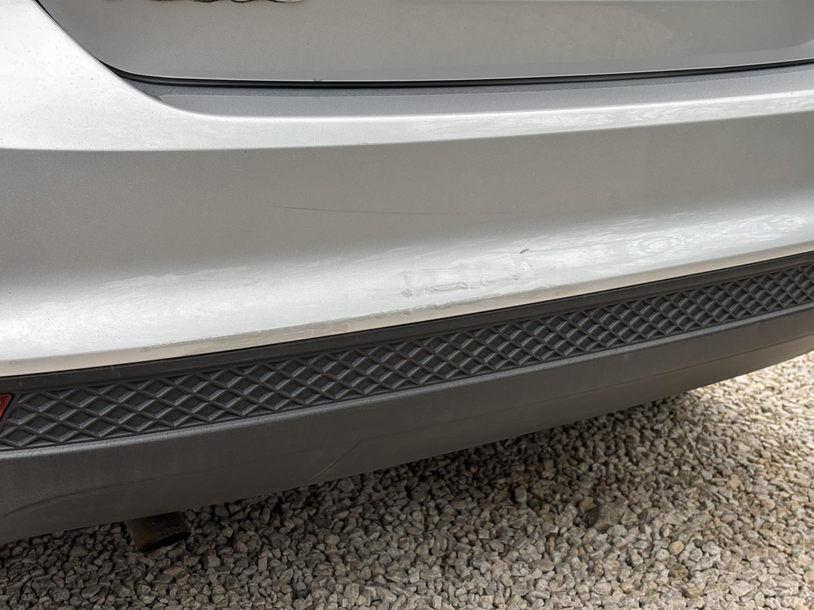 Ford Focus 1.6 Titanium Hatchback 5dr Petrol Manual Euro 5 (125 ps)