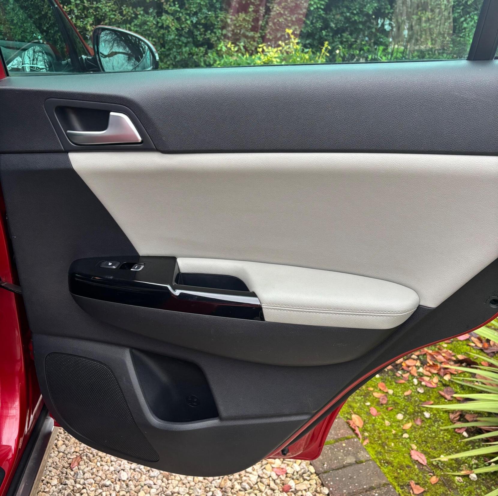 Kia Sportage 2.0 CRDi GT-Line SUV 5dr Diesel Manual AWD Euro 6 (134 bhp)