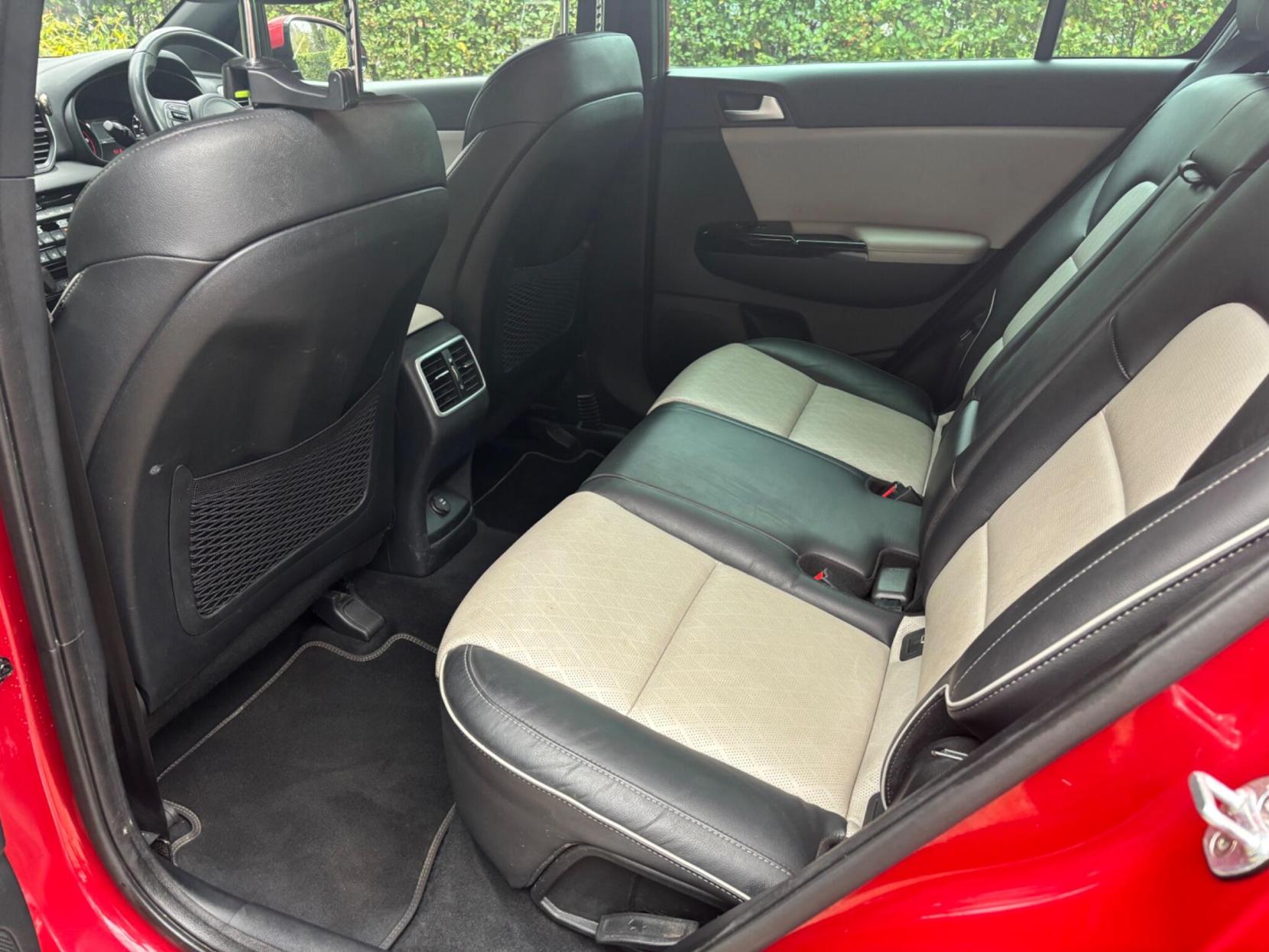 Kia Sportage 2.0 CRDi GT-Line SUV 5dr Diesel Manual AWD Euro 6 (134 bhp)