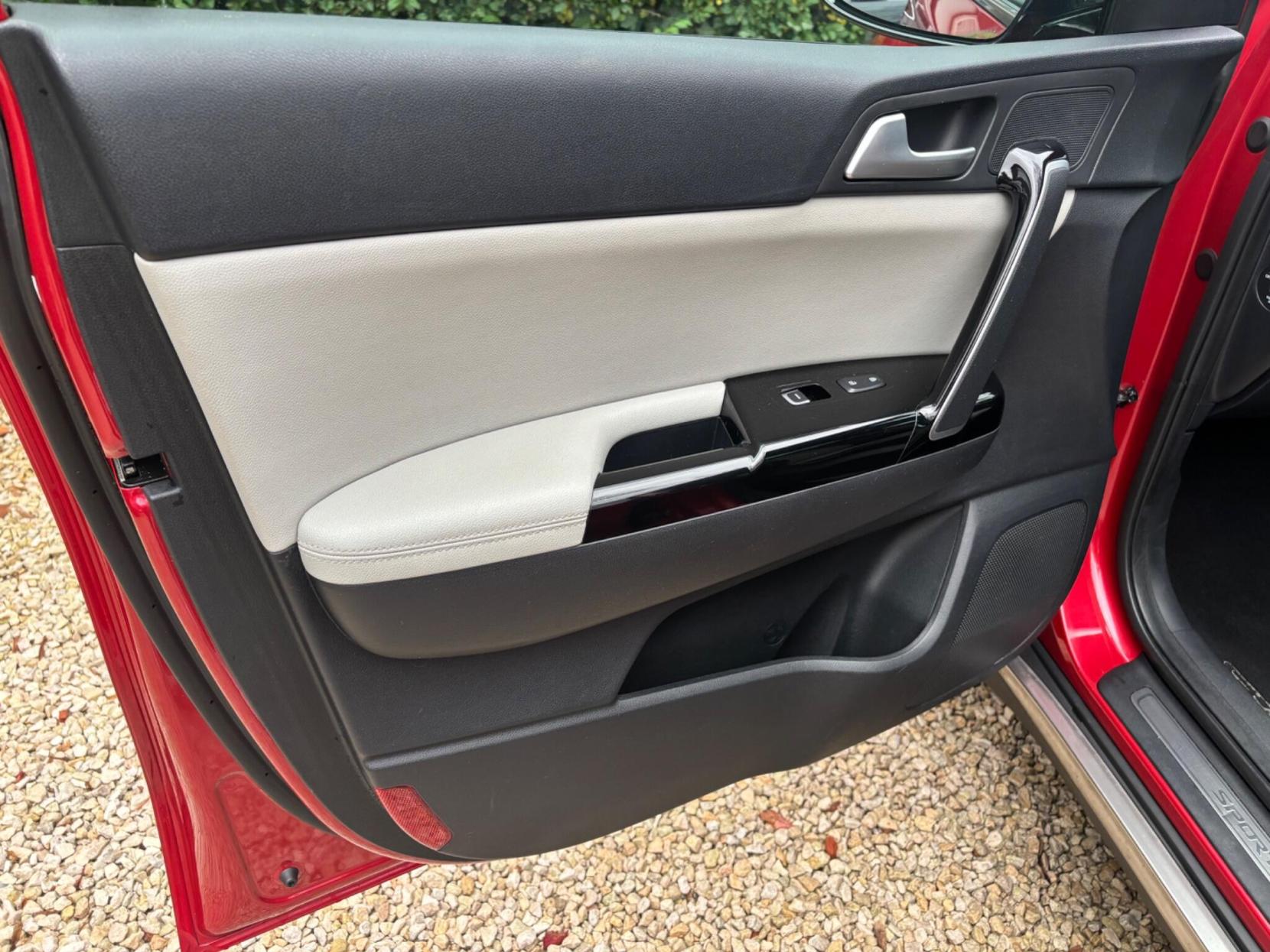 Kia Sportage 2.0 CRDi GT-Line SUV 5dr Diesel Manual AWD Euro 6 (134 bhp)