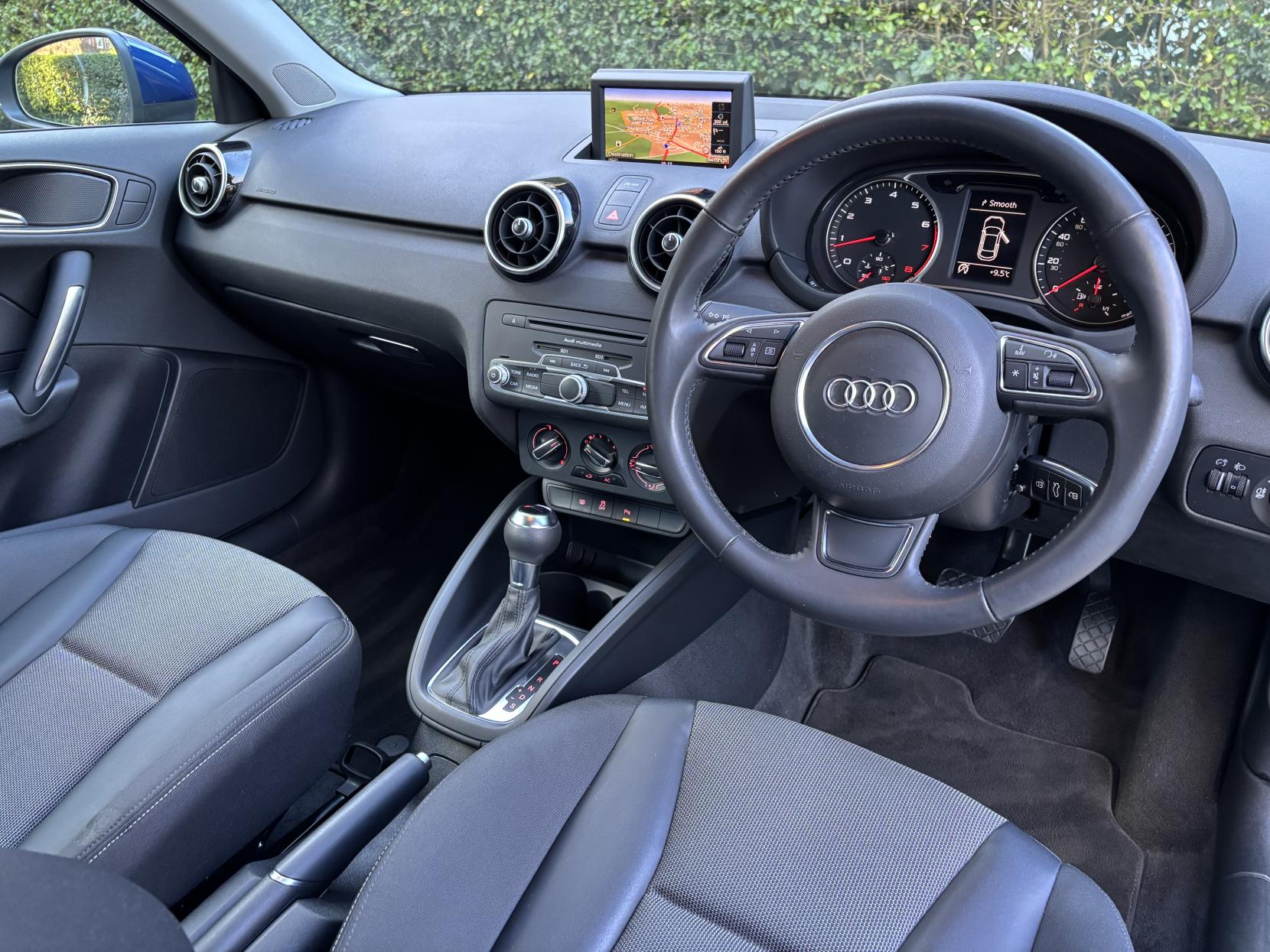 Audi A1 1.4 TFSI Sport Hatchback 3dr Petrol S Tronic Euro 5 (s/s) (122 ps)