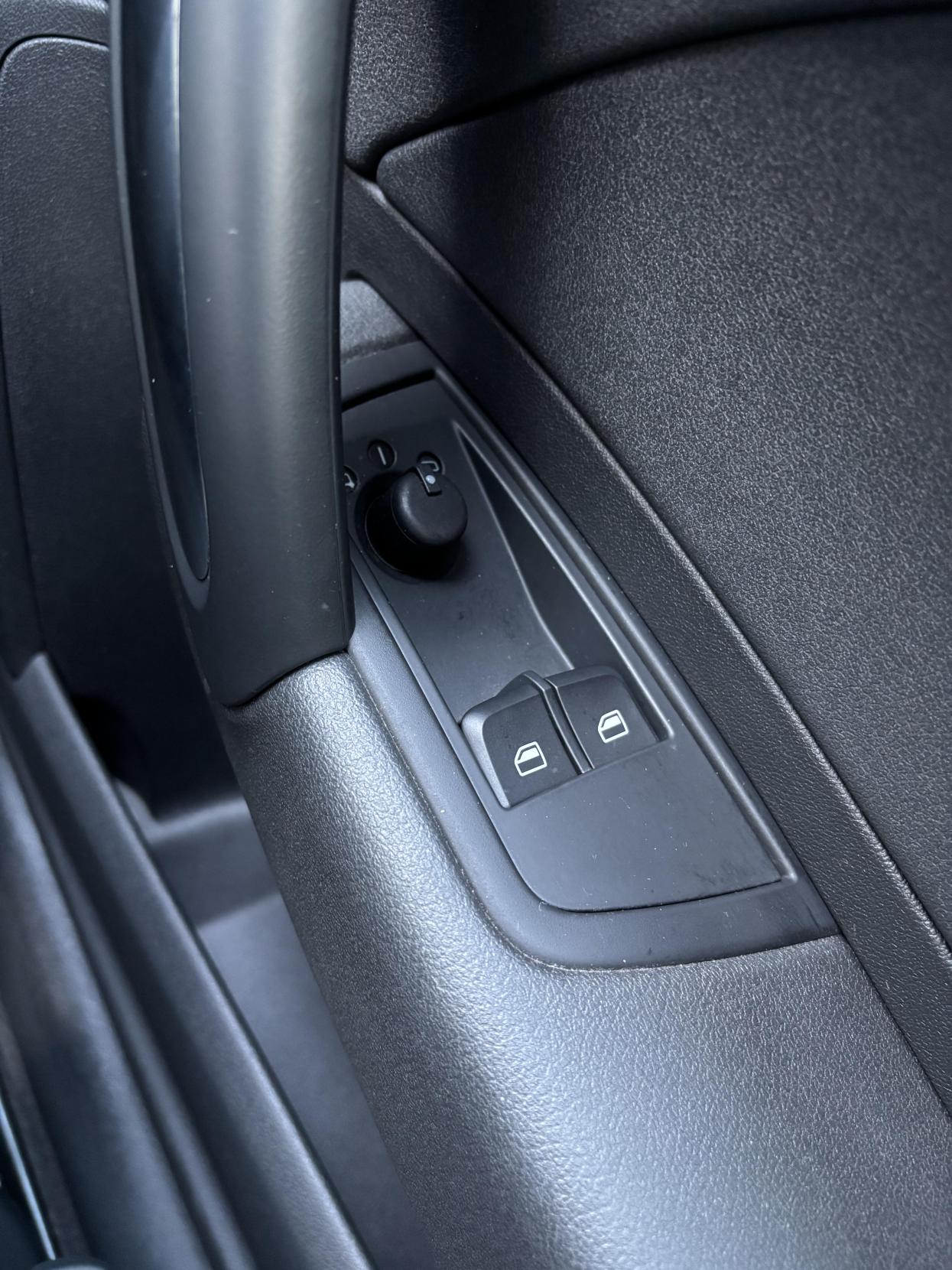 Audi A1 1.4 TFSI Sport Hatchback 3dr Petrol S Tronic Euro 5 (s/s) (122 ps)