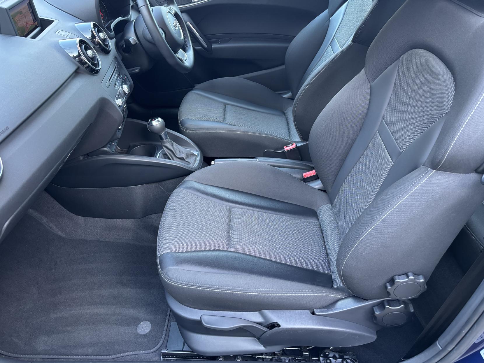 Audi A1 1.4 TFSI Sport Hatchback 3dr Petrol S Tronic Euro 5 (s/s) (122 ps)