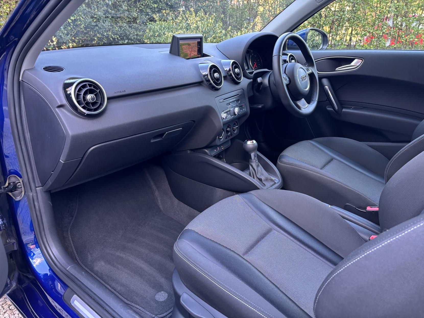 Audi A1 1.4 TFSI Sport Hatchback 3dr Petrol S Tronic Euro 5 (s/s) (122 ps)