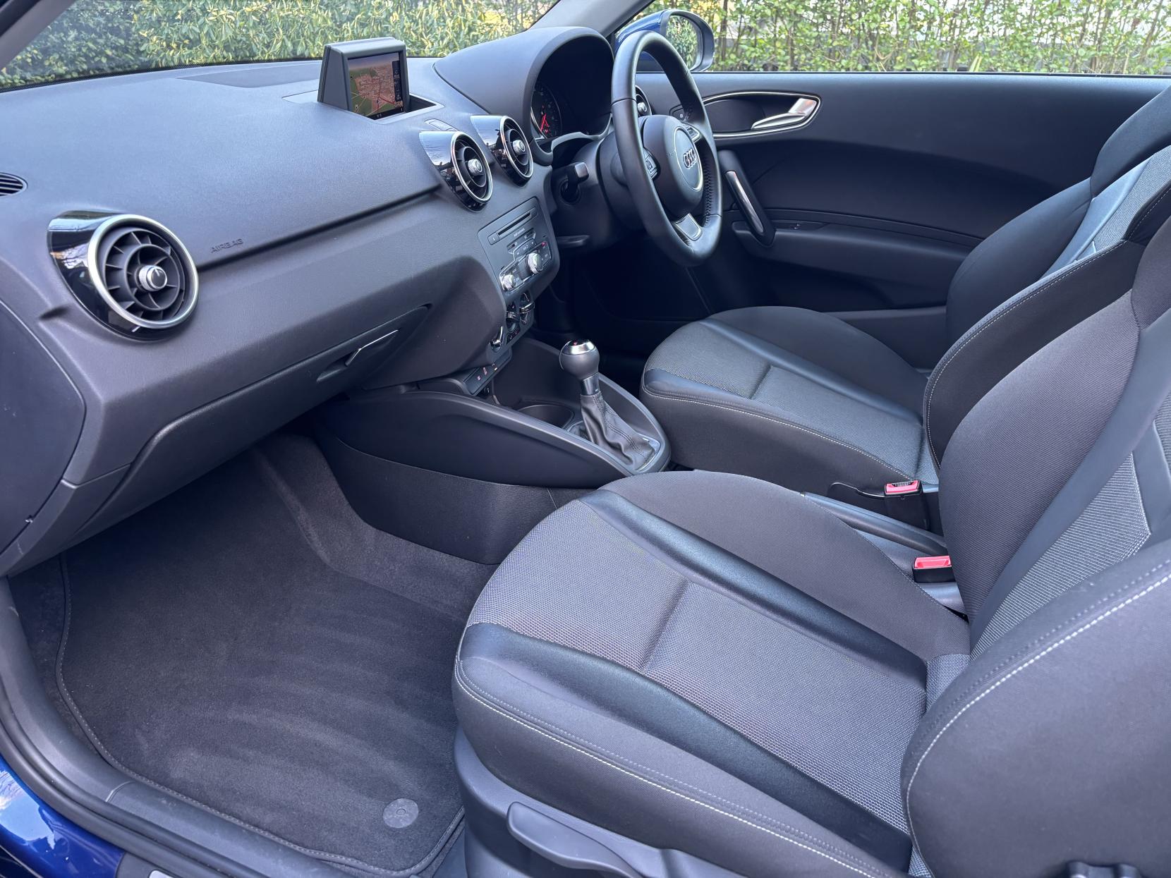 Audi A1 1.4 TFSI Sport Hatchback 3dr Petrol S Tronic Euro 5 (s/s) (122 ps)