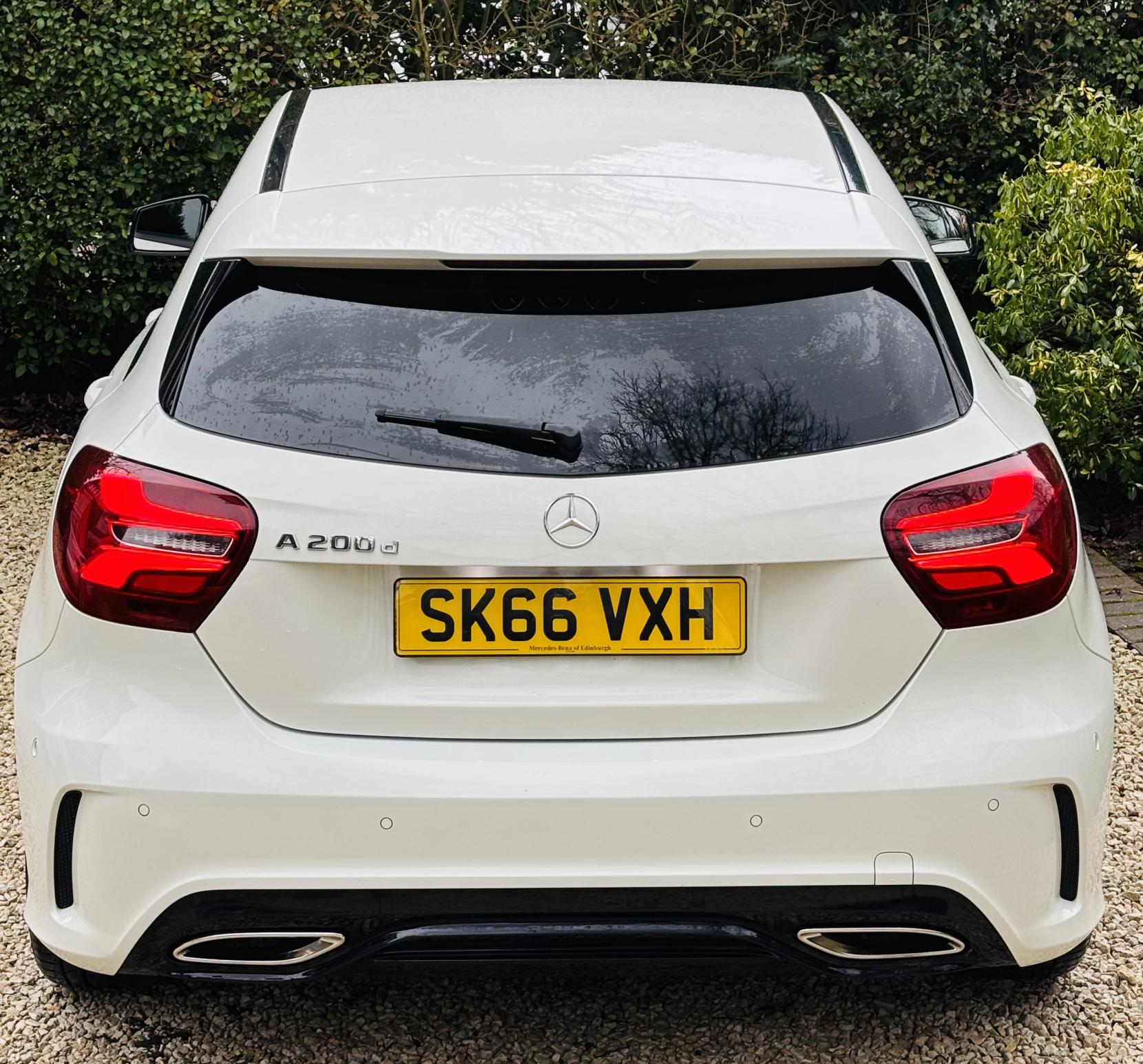 Mercedes-Benz A Class 2.1 A200d AMG Line (Premium) Hatchback 5dr Diesel 7G-DCT Euro 6 (s/s) (136 ps)