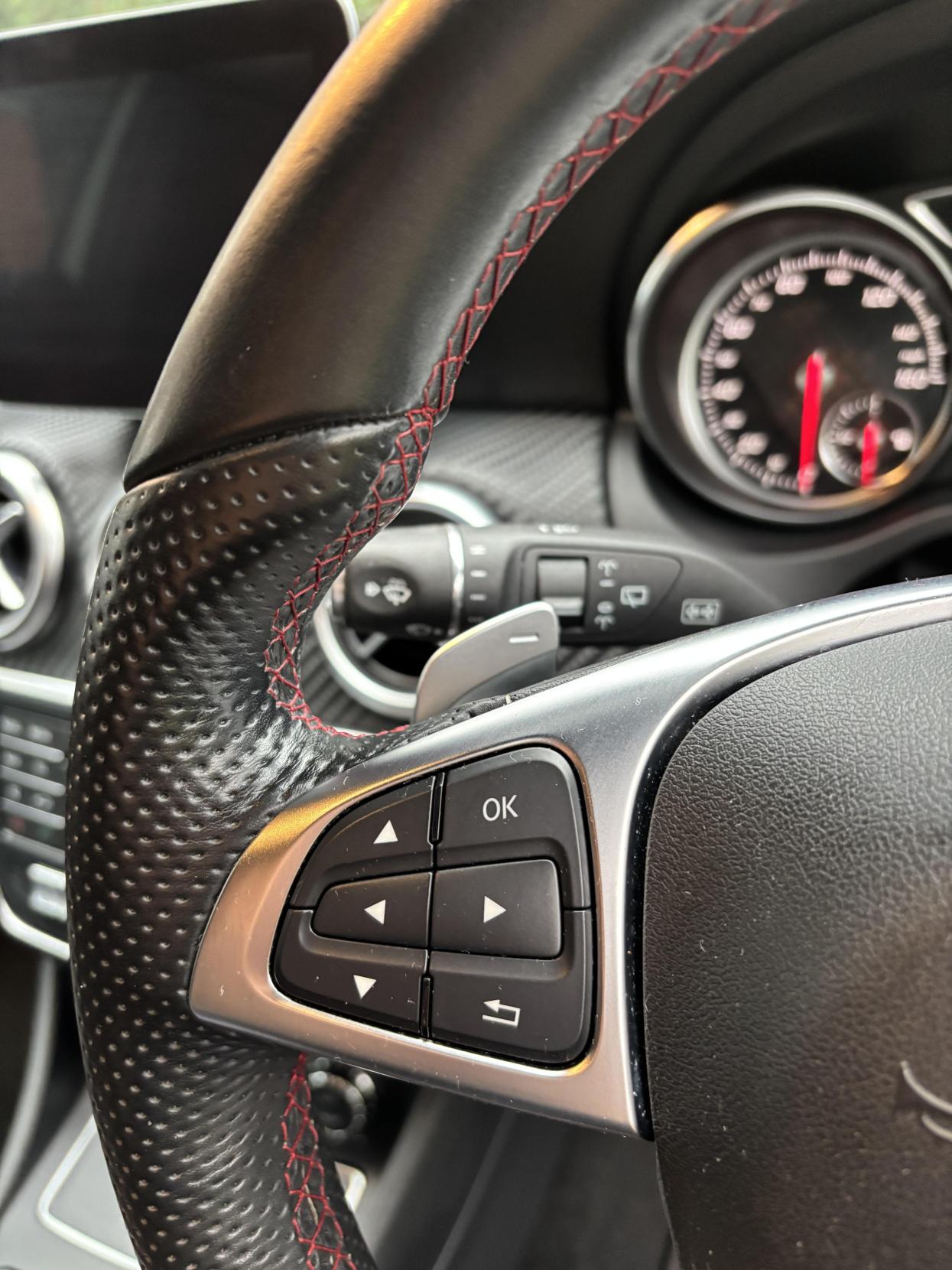 Mercedes-Benz A Class 2.1 A200d AMG Line (Premium) Hatchback 5dr Diesel 7G-DCT Euro 6 (s/s) (136 ps)