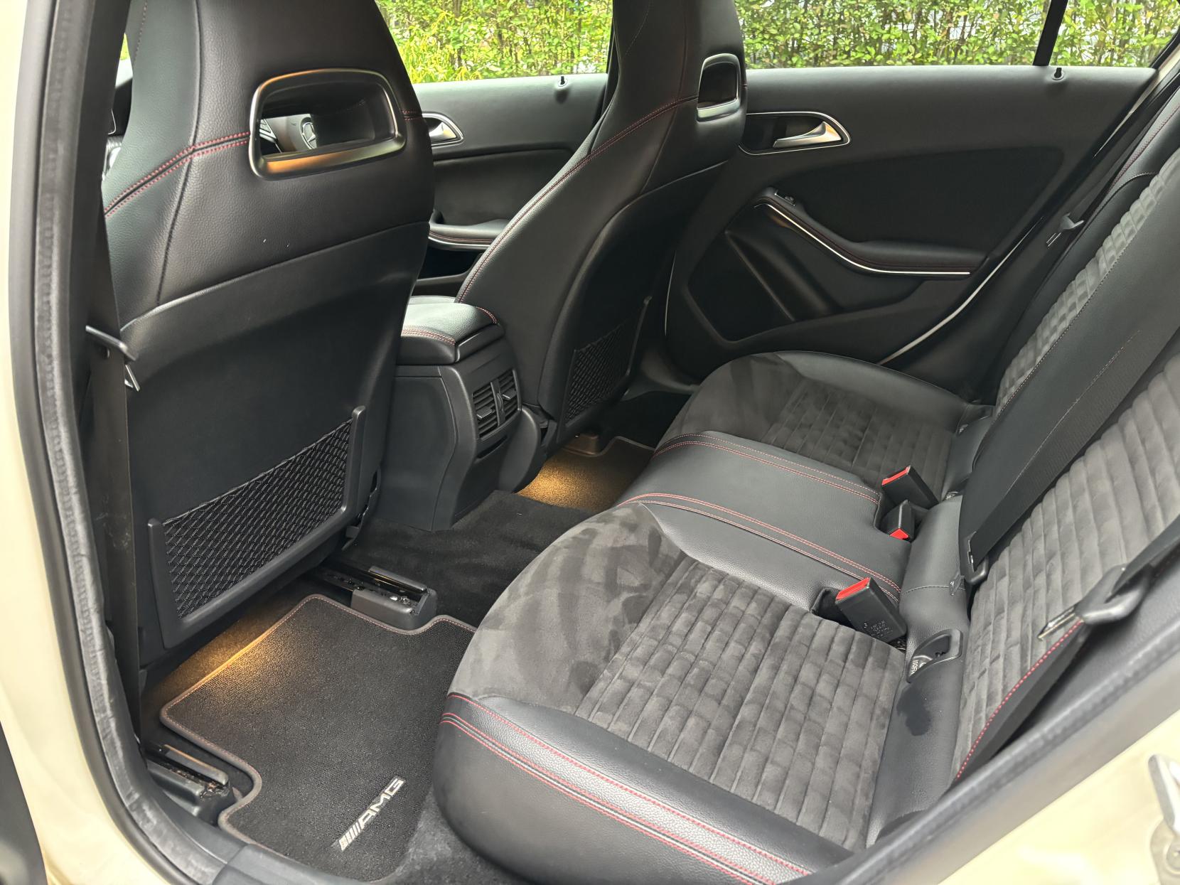 Mercedes-Benz A Class 2.1 A200d AMG Line (Premium) Hatchback 5dr Diesel 7G-DCT Euro 6 (s/s) (136 ps)