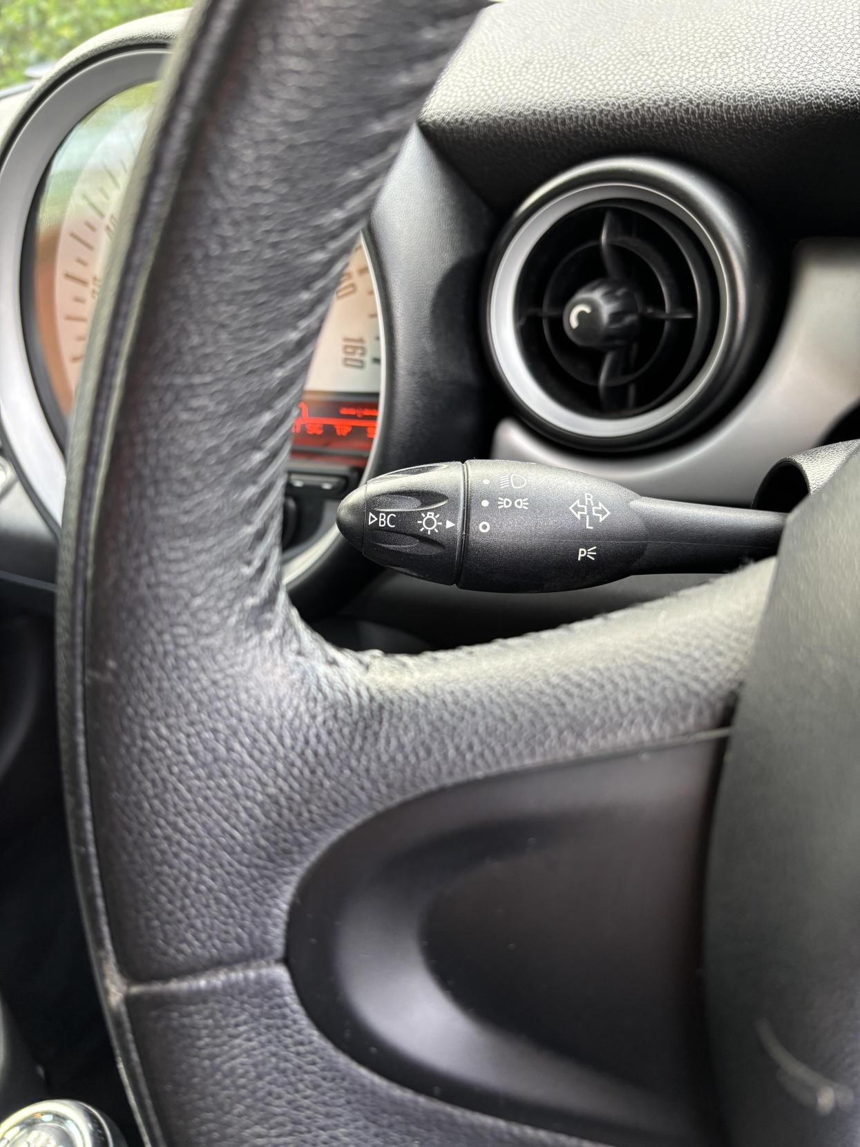 MINI Hatch 1.6 One Hatchback 3dr Petrol Manual Euro 5 (98 ps)