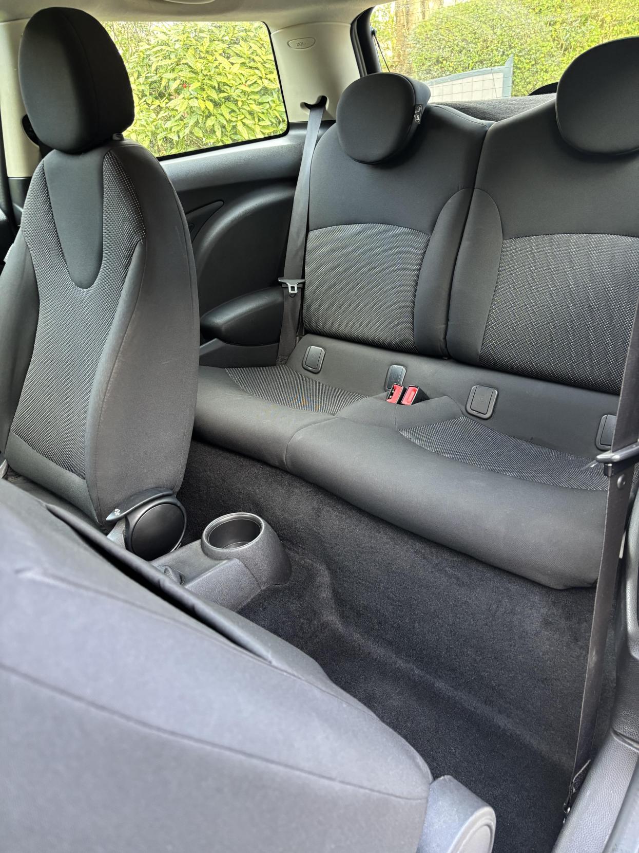 MINI Hatch 1.6 One Hatchback 3dr Petrol Manual Euro 5 (98 ps)