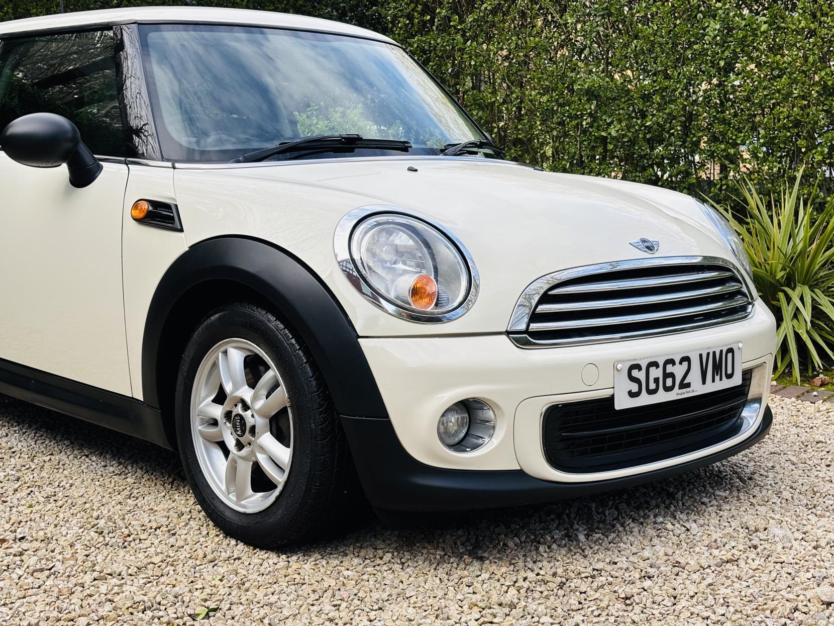 MINI Hatch 1.6 One Hatchback 3dr Petrol Manual Euro 5 (98 ps)