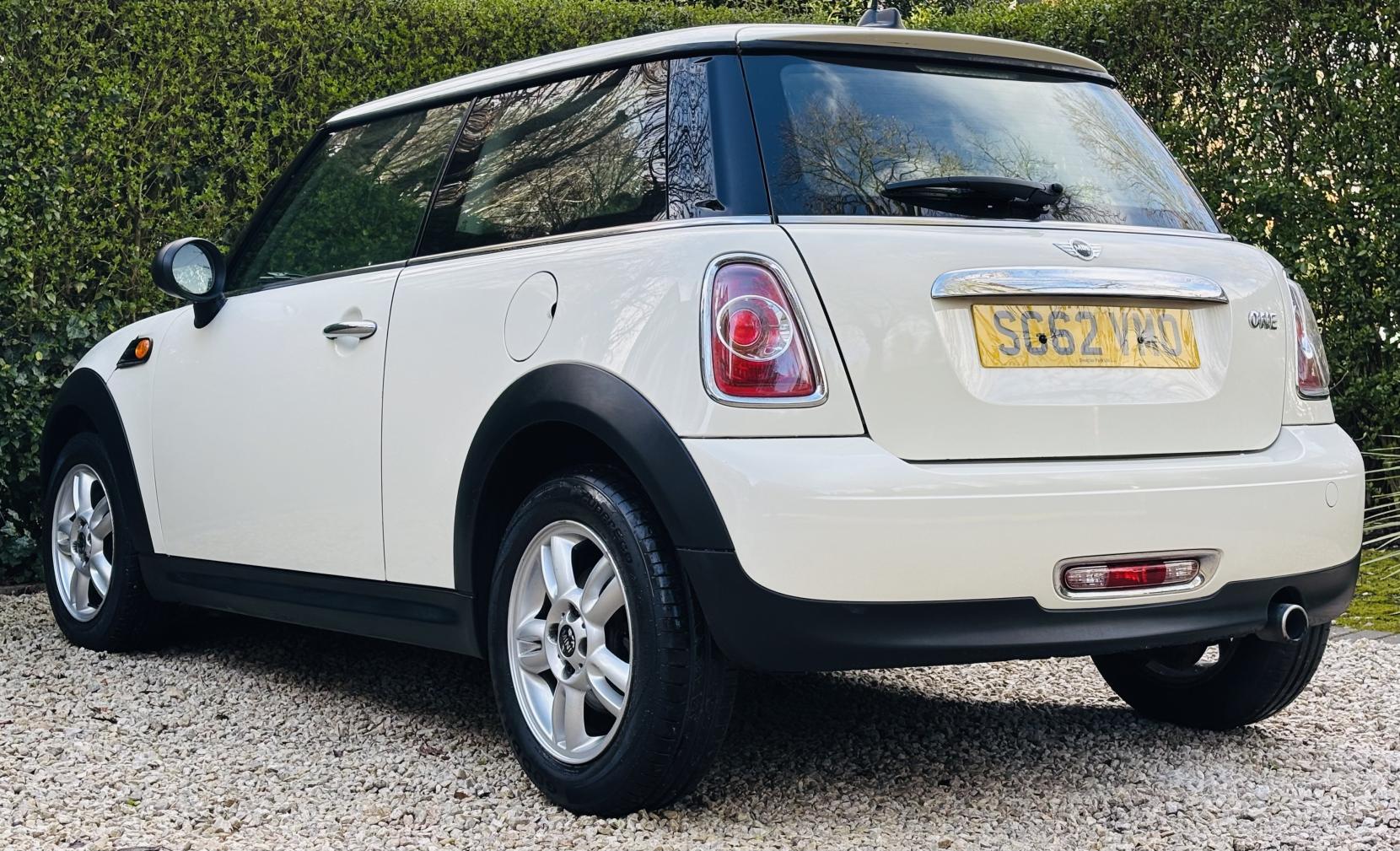 MINI Hatch 1.6 One Hatchback 3dr Petrol Manual Euro 5 (98 ps)