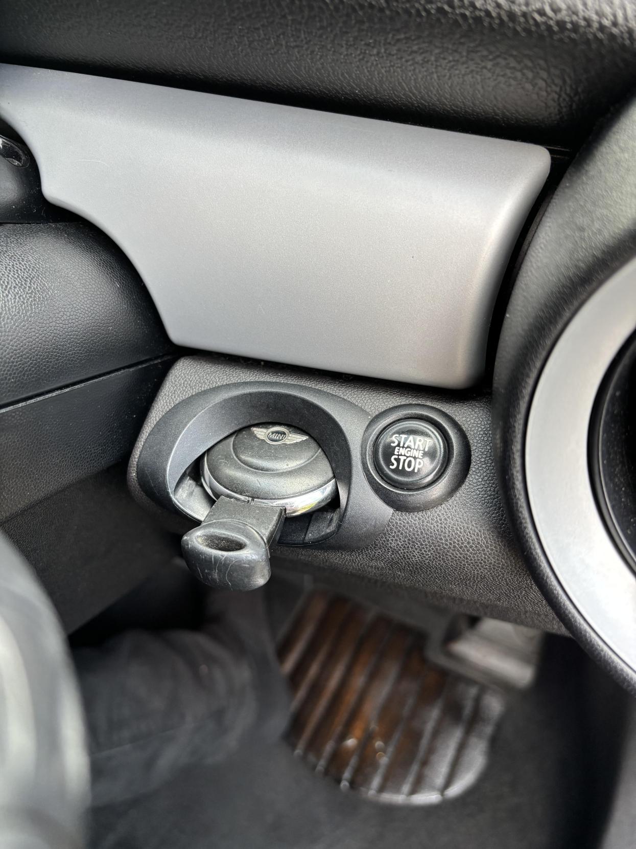 MINI Hatch 1.6 One Hatchback 3dr Petrol Manual Euro 5 (98 ps)