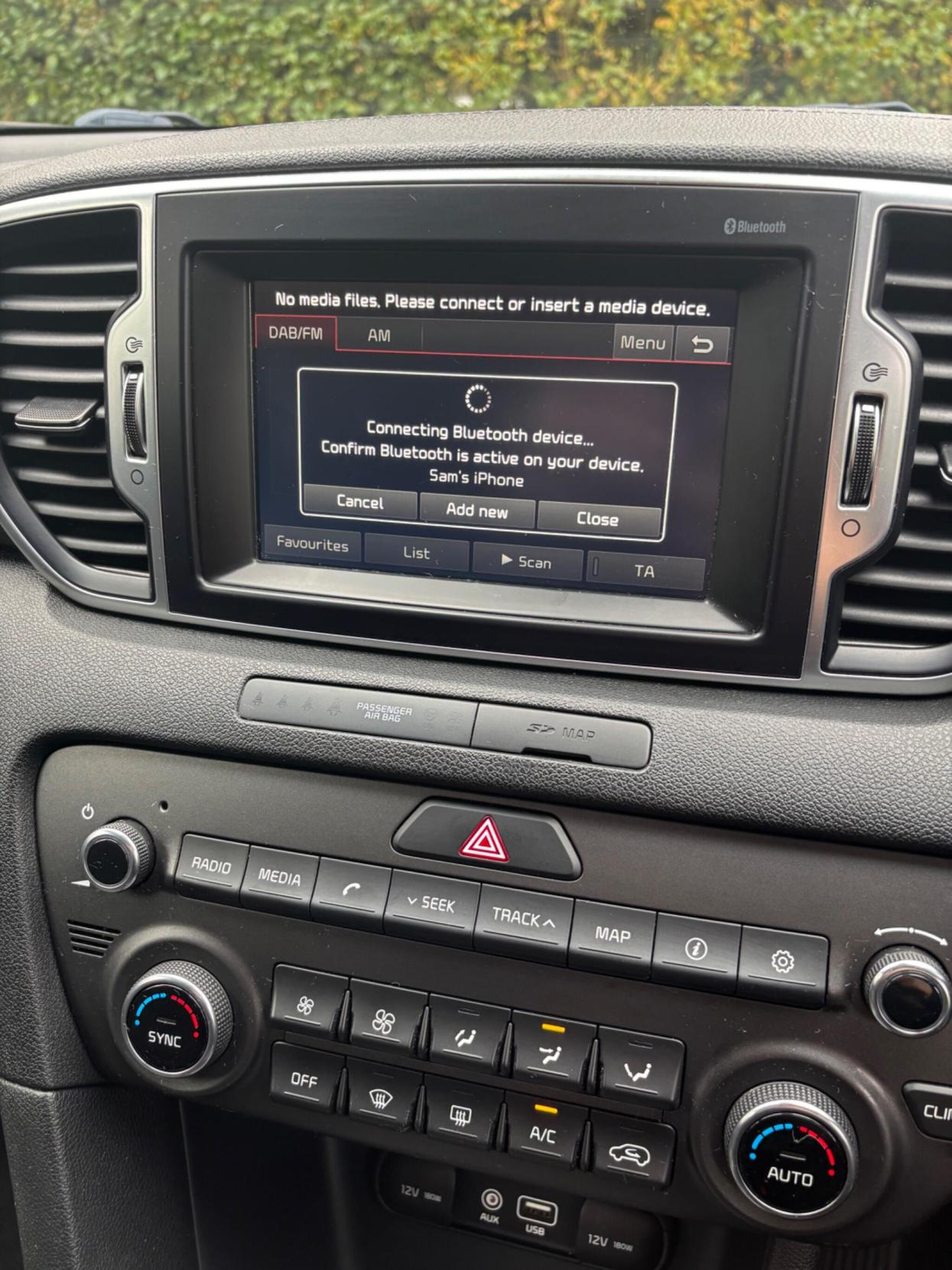 Kia Sportage 1.7 CRDi 2 SUV 5dr Diesel DCT Euro 6 (s/s) (139 bhp)