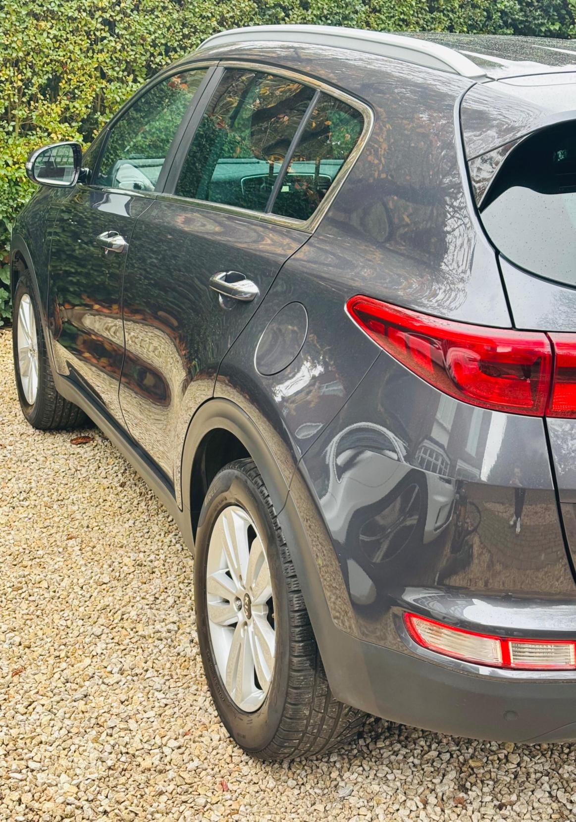 Kia Sportage 1.7 CRDi 2 SUV 5dr Diesel DCT Euro 6 (s/s) (139 bhp)