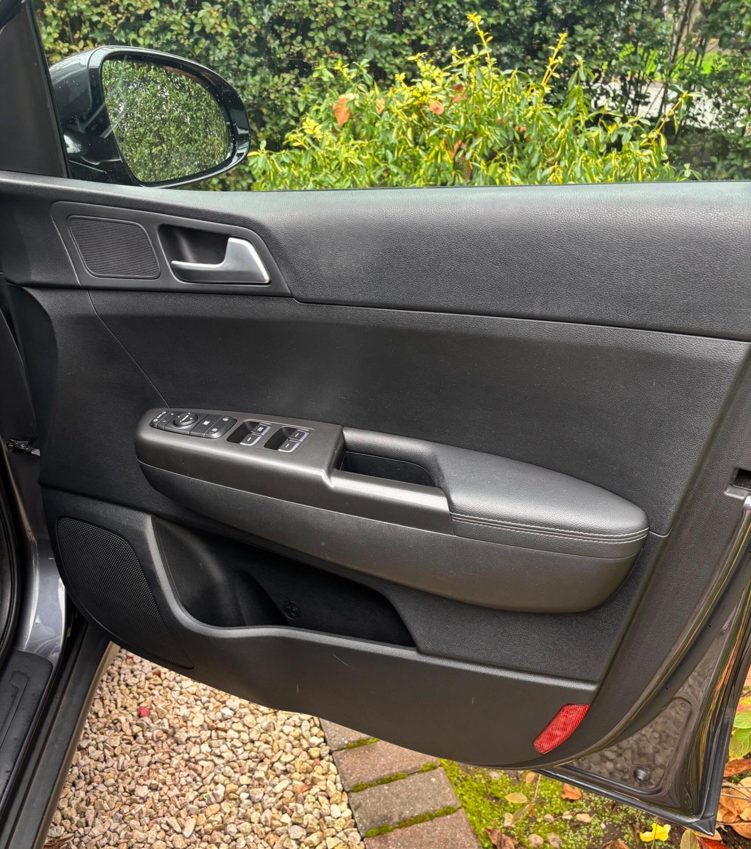 Kia Sportage 1.7 CRDi 2 SUV 5dr Diesel DCT Euro 6 (s/s) (139 bhp)